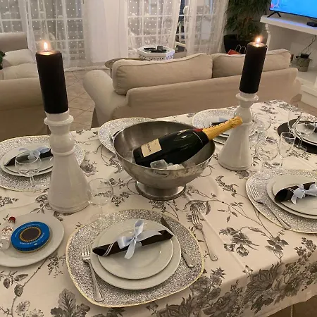 Villa Med - Private Pool, Garden, Sun Day, Stunning Views Albufeira