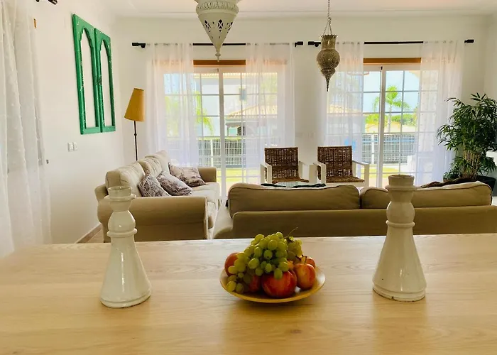 Med - Private Pool, Garden, Sun Day, Stunning Views 빌라 알부페이라