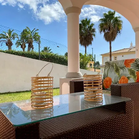 ヴィラ Med - Private Pool, Garden, Sun Day, Stunning Views アルブフェイラ